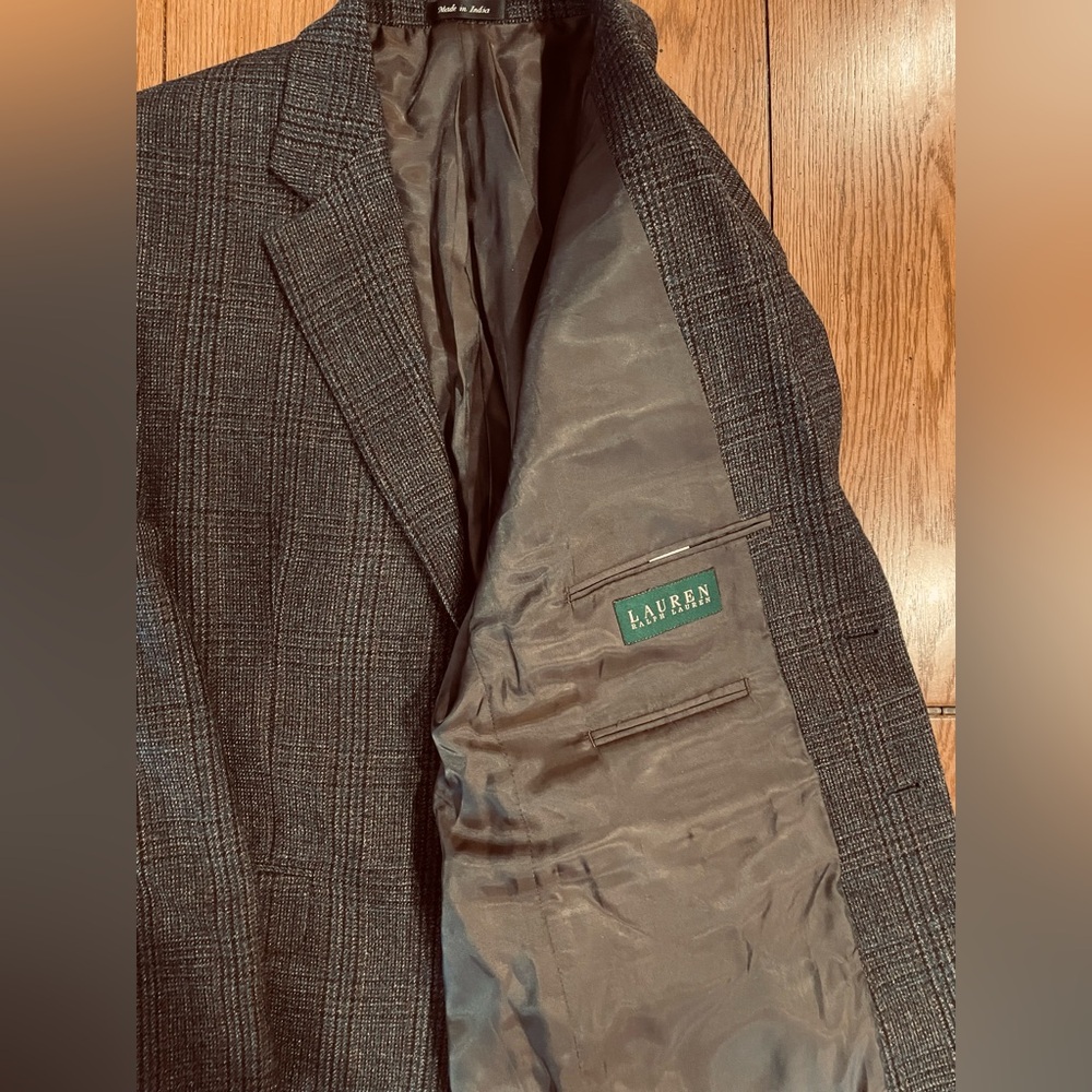 Lauren Ralph Lauren, men’s sport coat, size 42S, grey/brown plaid